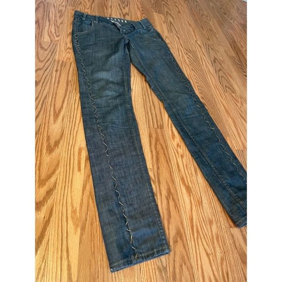 Designer Lace Up Jeans - Picture 3 of 4